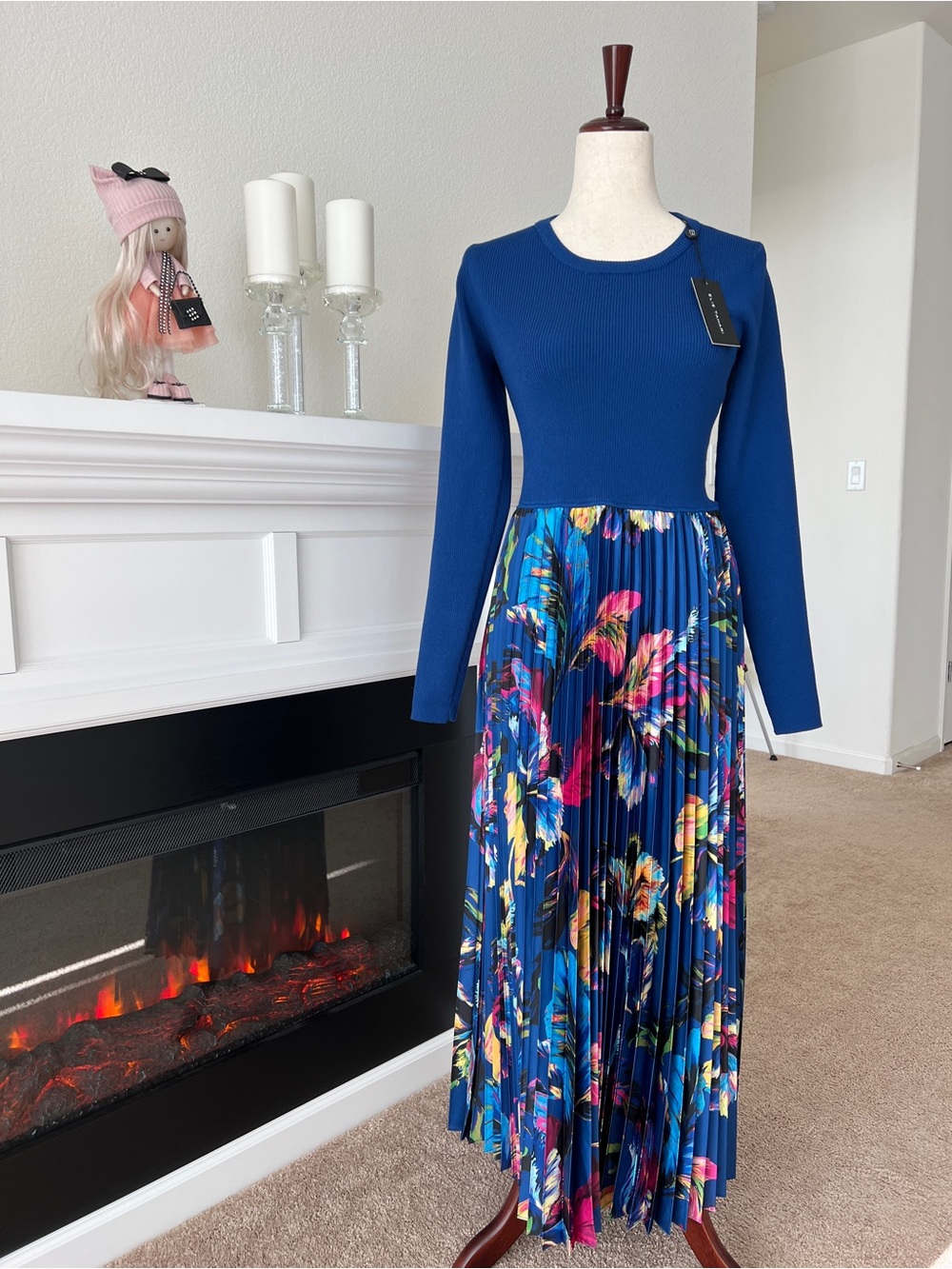 Royal Blue Floral Pleated Long Sleeve Maxi Dress